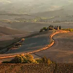Lovely In Ferienhaus San Quirico dʼOrcia