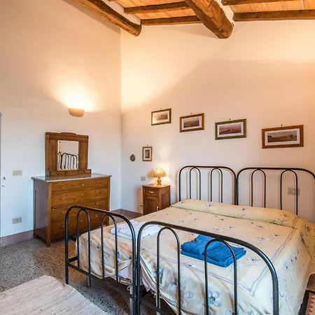 펜션 Lovely In San Quirico Dorcia With Kitchen