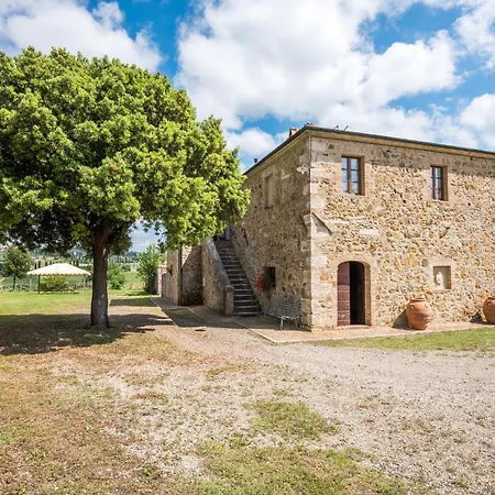 Lovely In San Quirico Dorcia With Kitchen